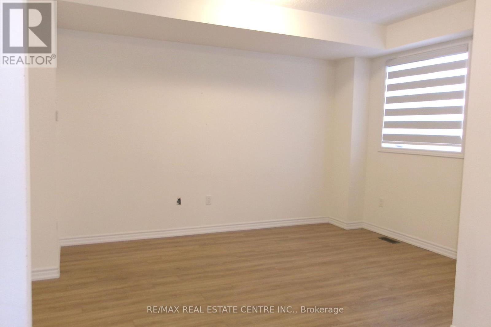 # 2 - 68 First Street, Orangeville, Ontario  L9W 2E4 - Photo 9 - W12721824