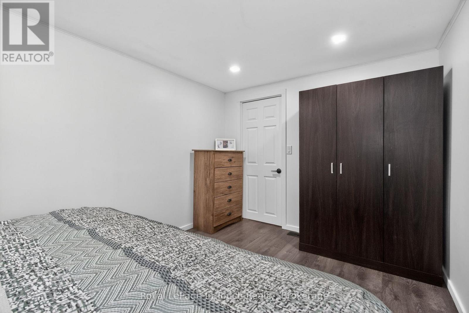 129 First Avenue, Tay, Ontario  L0K 1R0 - Photo 13 - S12721386