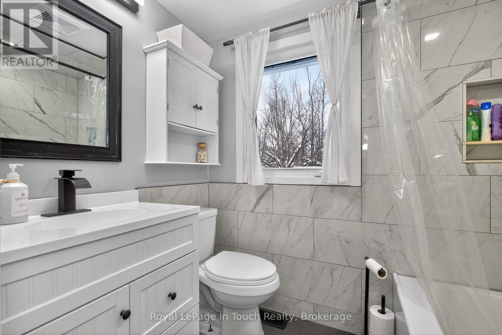 129 First Avenue, Tay, Ontario  L0K 1R0 - Photo 16 - S12721386