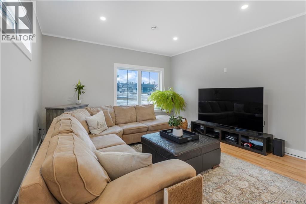 4 Spirea Street, New Maryland, New Brunswick  E3C 0S6 - Photo 17 - NB132381