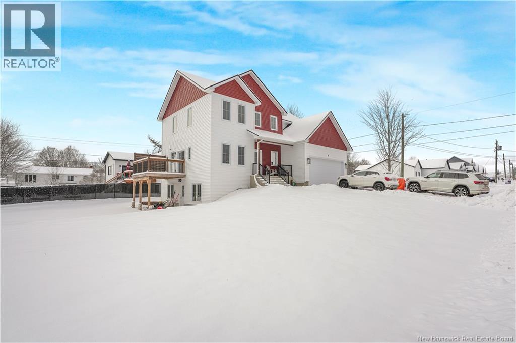 4 Spirea Street, New Maryland, New Brunswick  E3C 0S6 - Photo 42 - NB132381