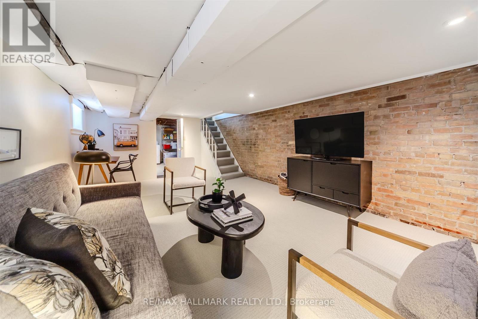 97 Queensdale Avenue, Toronto, Ontario  M4J 1Y2 - Photo 23 - E12721612