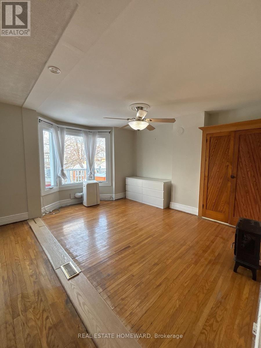 2nd Floor - 75 Dunkirk Road, Toronto, Ontario  M4C 2M5 - Photo 4 - E12664002