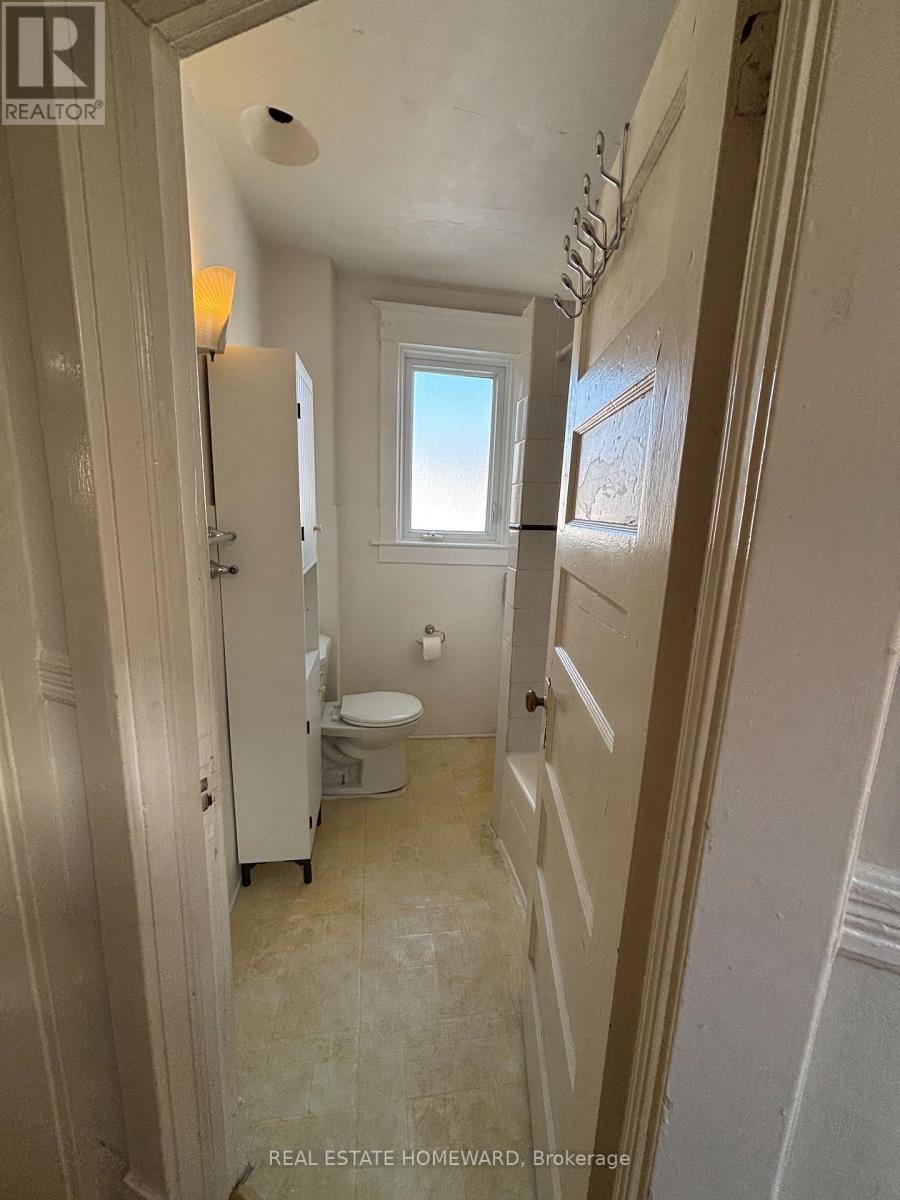 2nd Floor - 75 Dunkirk Road, Toronto, Ontario  M4C 2M5 - Photo 14 - E12664002