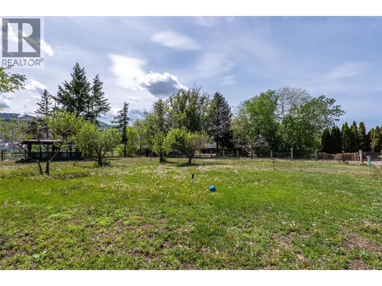 721 Strauss Street, Kamloops, British Columbia  V2B 5R7 - Photo 13 - 10373494