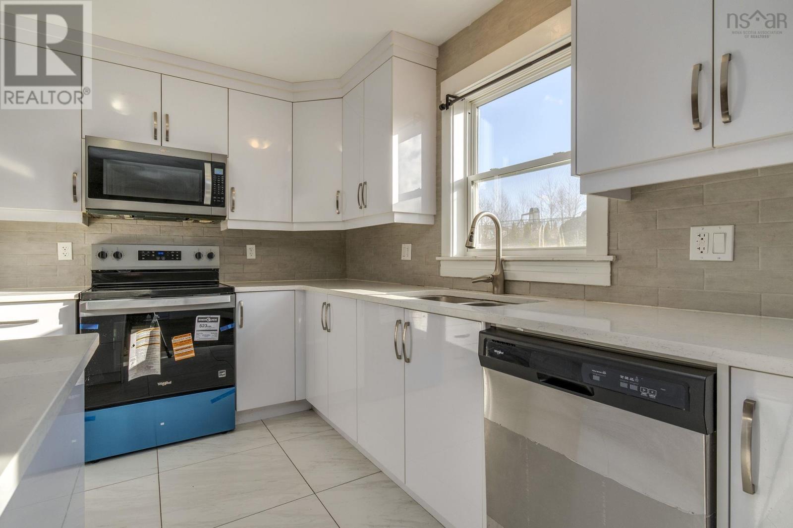 25 Titanium Crescent, Halifax, Nova Scotia  B3P 0J3 - Photo 13 - 202529378