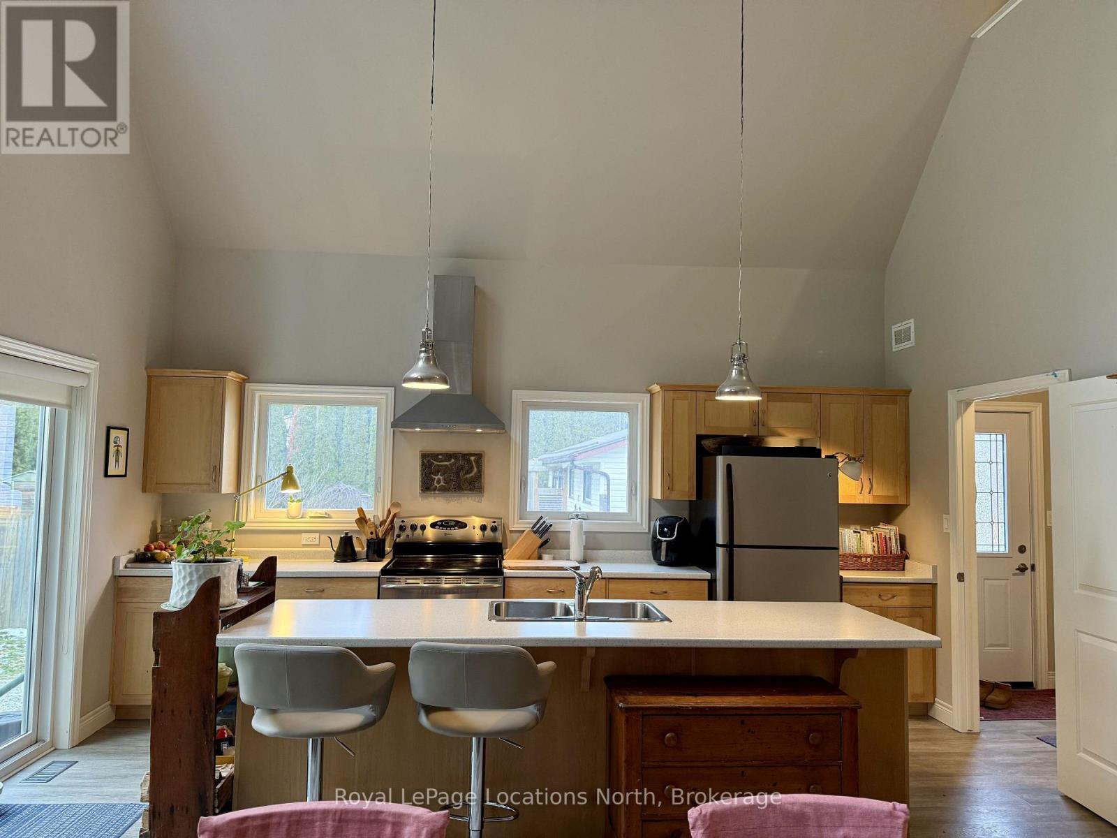 18 Hickory Street, Collingwood, Ontario  L9Y 3E4 - Photo 10 - S12721960