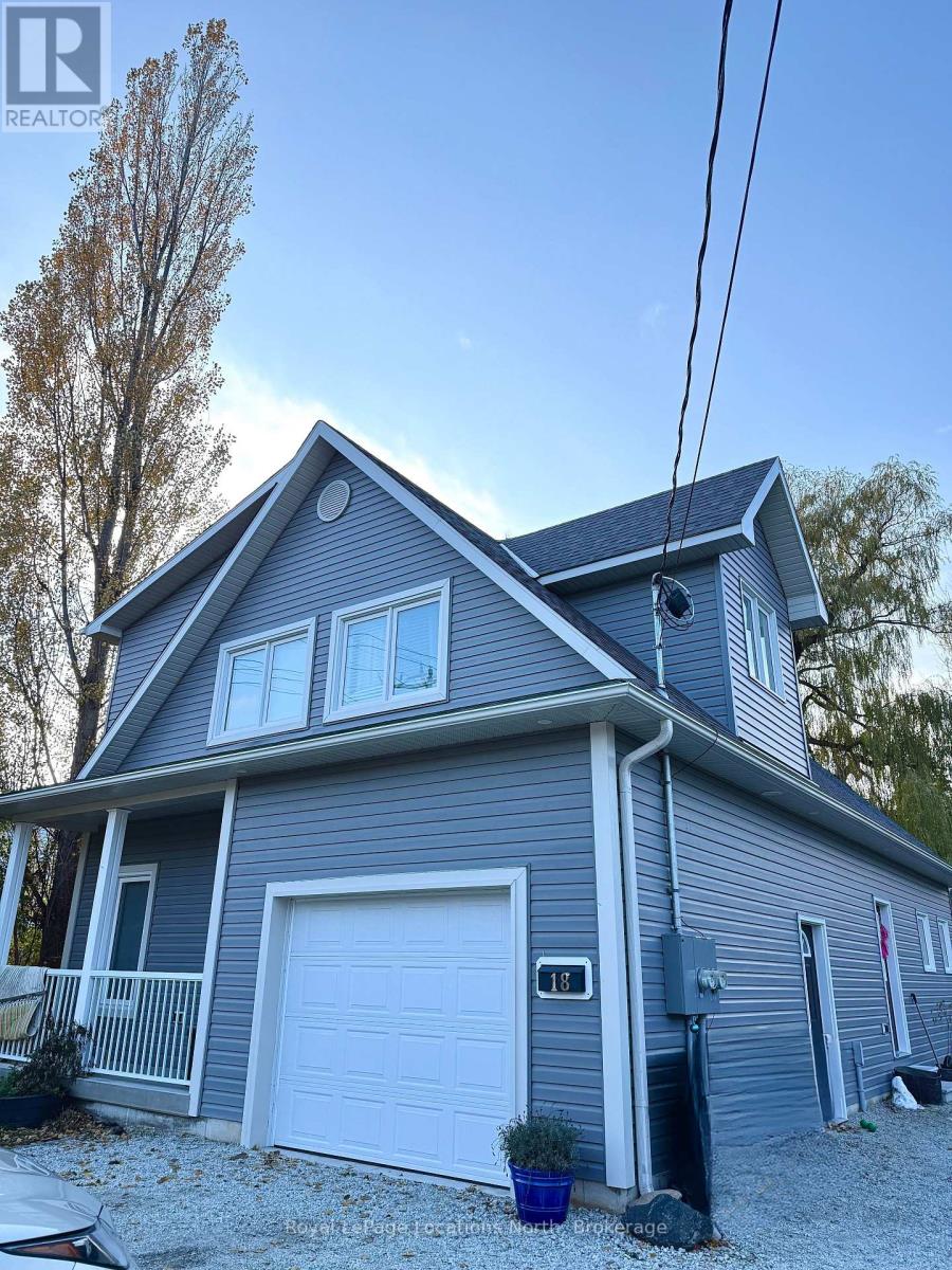 18 Hickory Street, Collingwood, Ontario  L9Y 3E4 - Photo 2 - S12721960