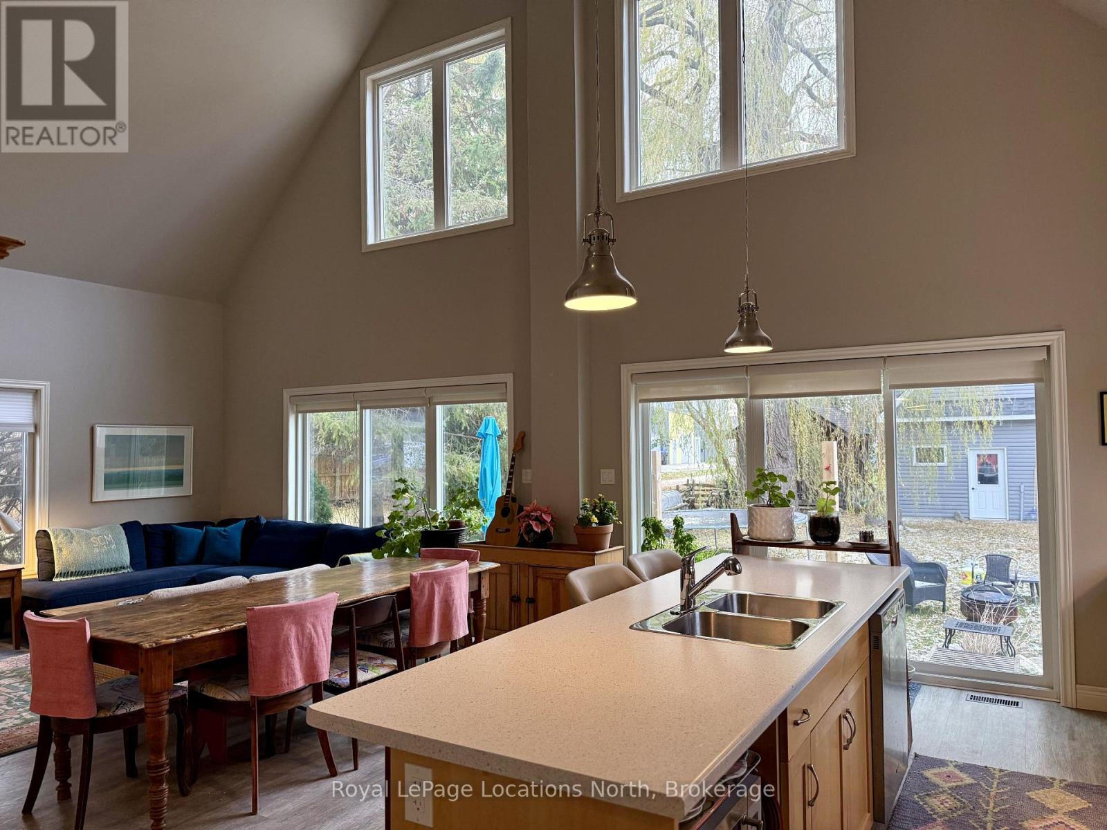 18 Hickory Street, Collingwood, Ontario  L9Y 3E4 - Photo 3 - S12721960