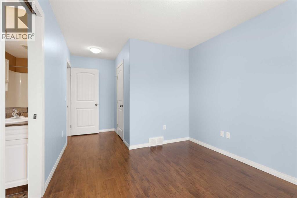 937 Main Street S, Redcliff, Alberta  T0J 2P0 - Photo 28 - A2275034