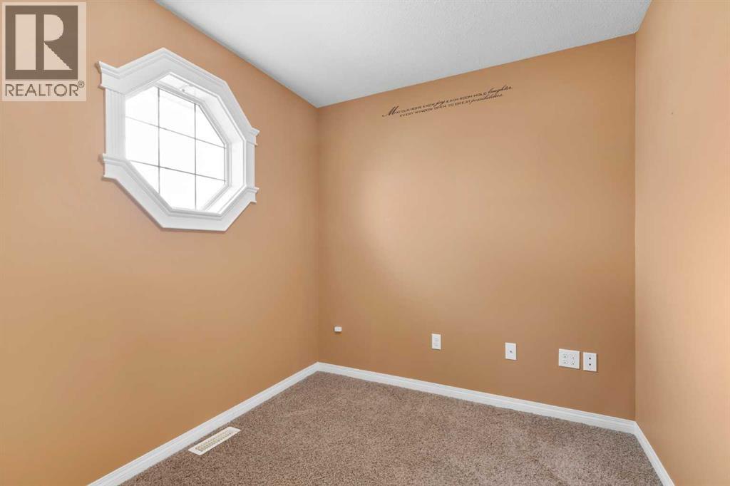 937 Main Street S, Redcliff, Alberta  T0J 2P0 - Photo 16 - A2275034