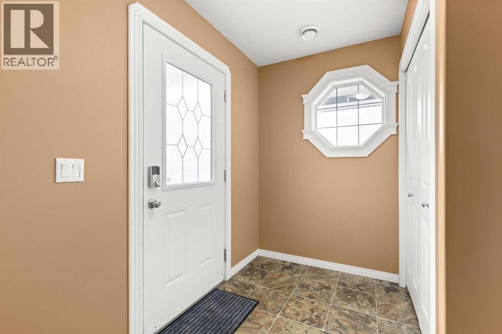 937 Main Street S, Redcliff, Alberta  T0J 2P0 - Photo 4 - A2275034