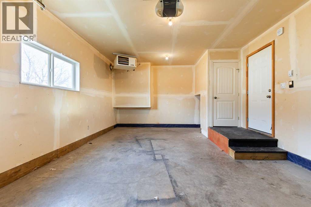 937 Main Street S, Redcliff, Alberta  T0J 2P0 - Photo 35 - A2275034