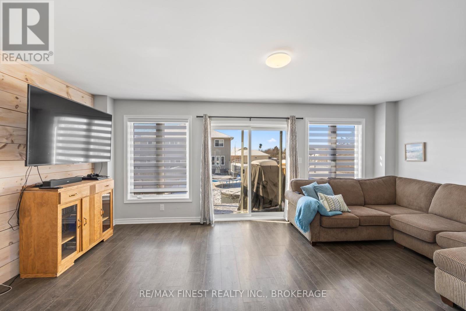 38 Tegan Court, Loyalist, Ontario  K0H 2H0 - Photo 24 - X12721908