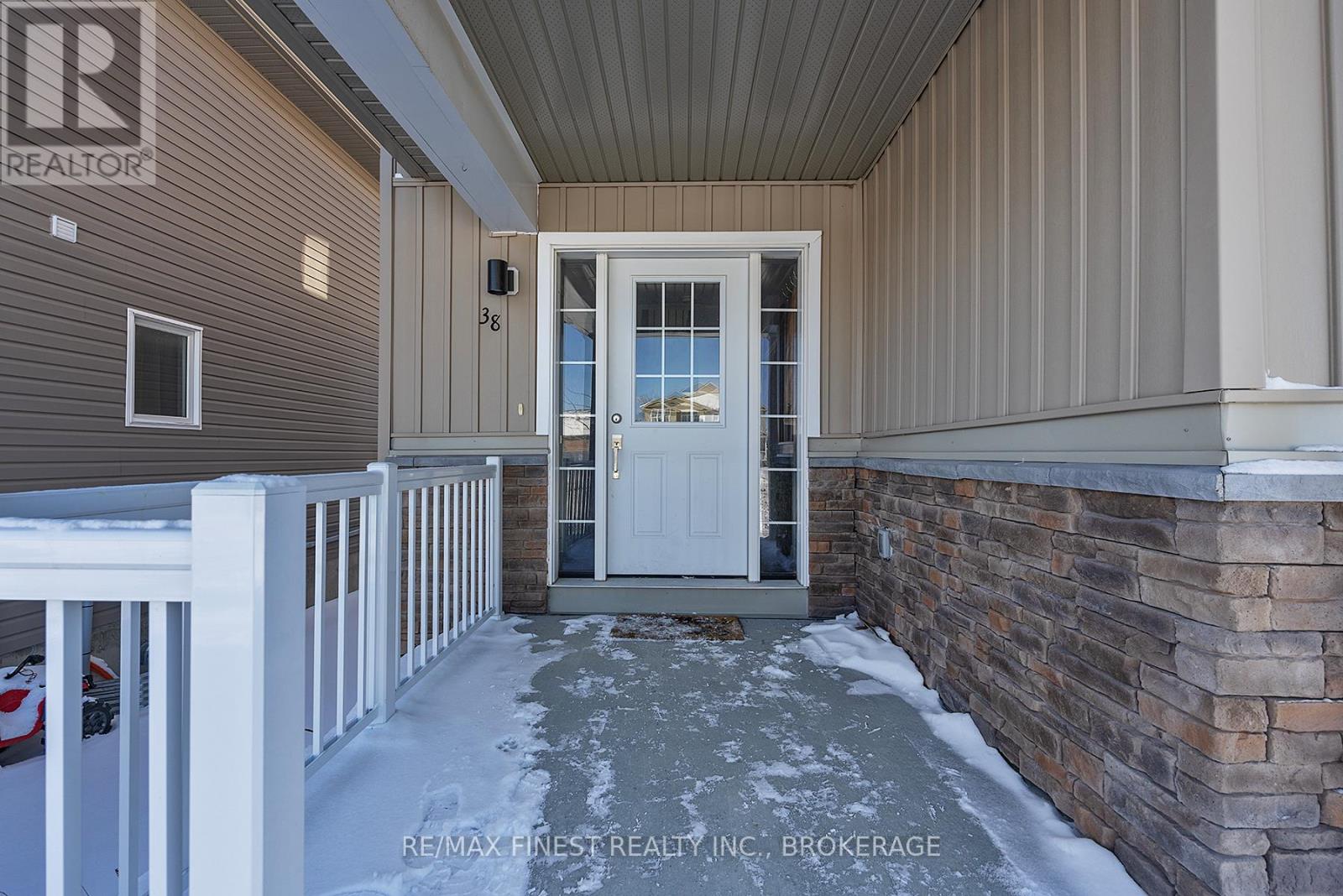 38 Tegan Court, Loyalist, Ontario  K0H 2H0 - Photo 7 - X12721908
