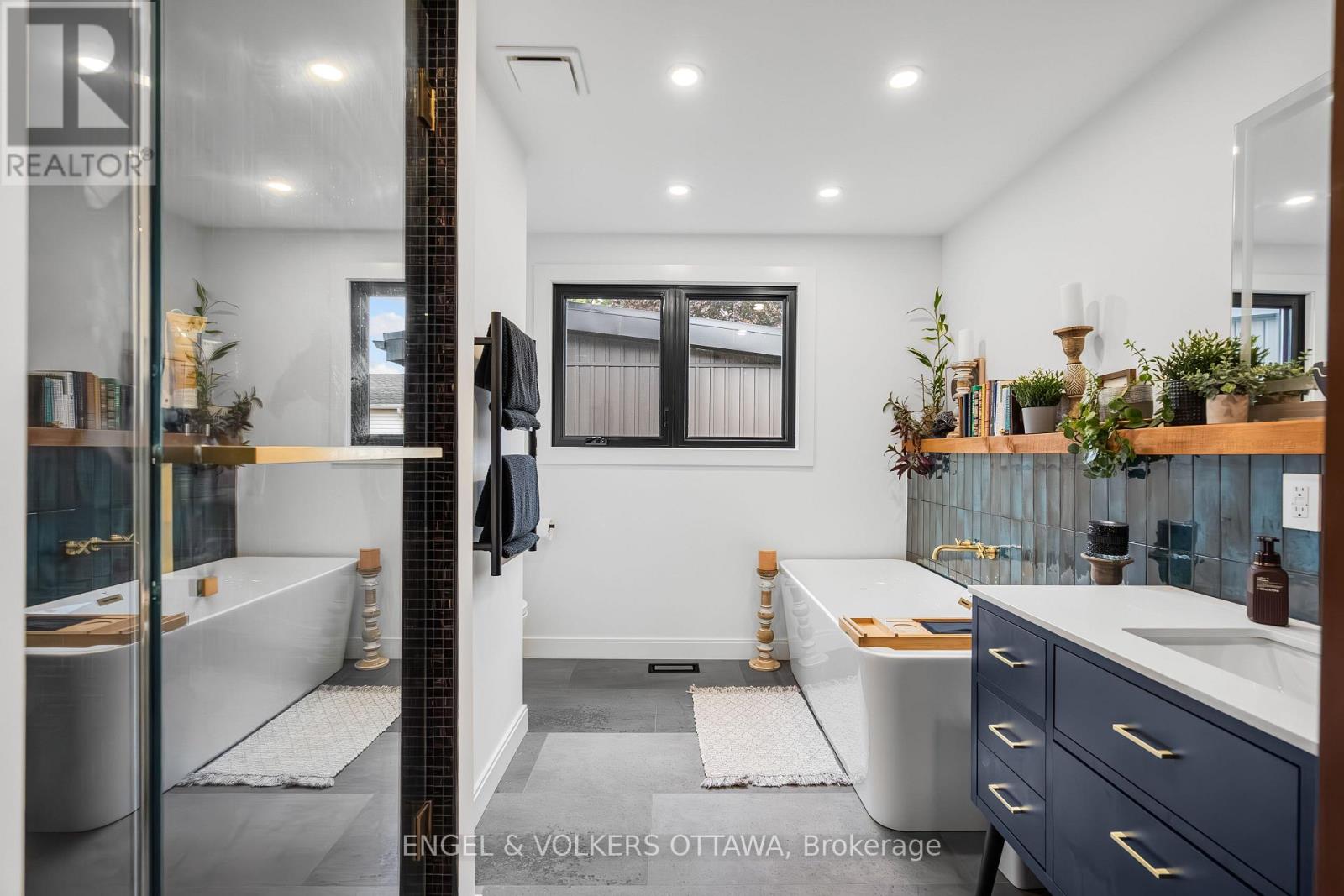 2 Davies Court, Ottawa, Ontario  K2L 1L6 - Photo 16 - X12721980