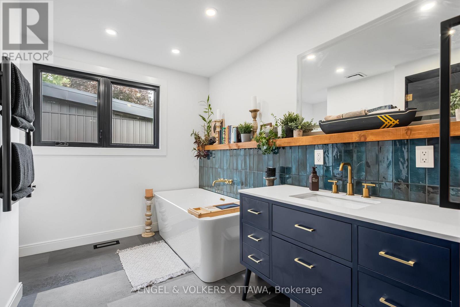 2 Davies Court, Ottawa, Ontario  K2L 1L6 - Photo 17 - X12721980