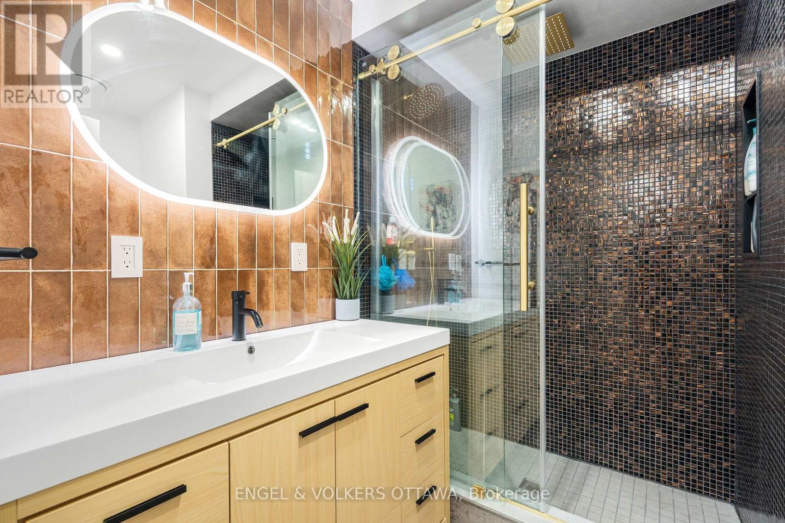 2 Davies Court, Ottawa, Ontario  K2L 1L6 - Photo 23 - X12721980