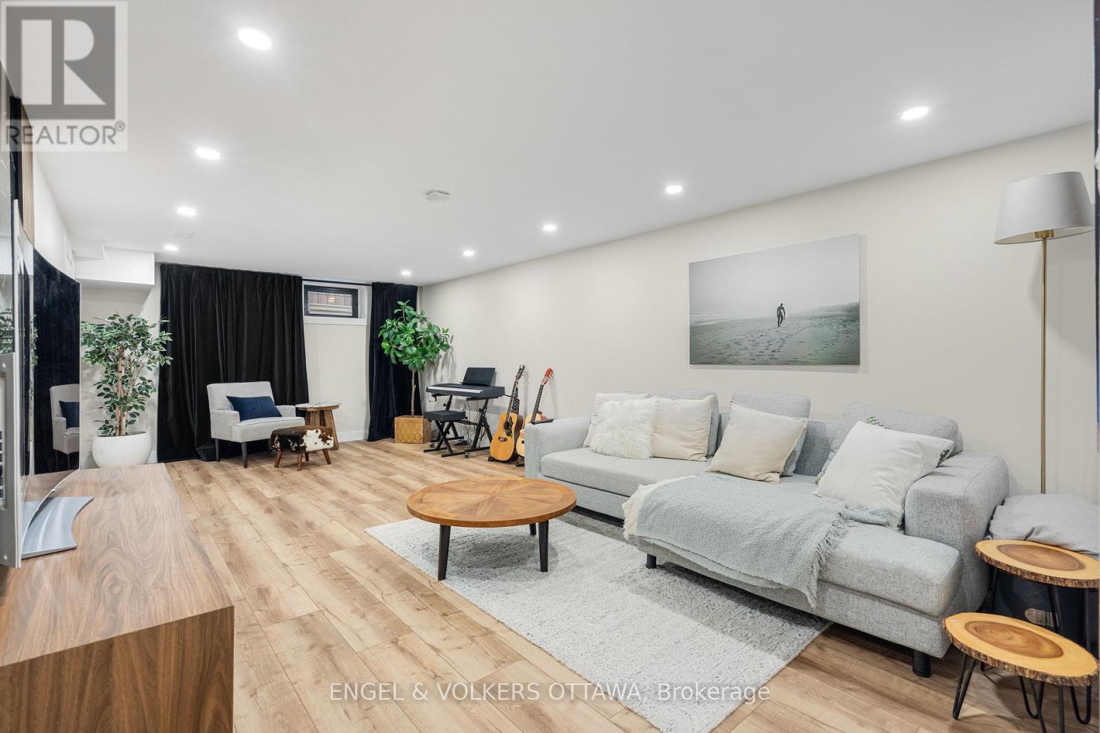 2 Davies Court, Ottawa, Ontario  K2L 1L6 - Photo 24 - X12721980