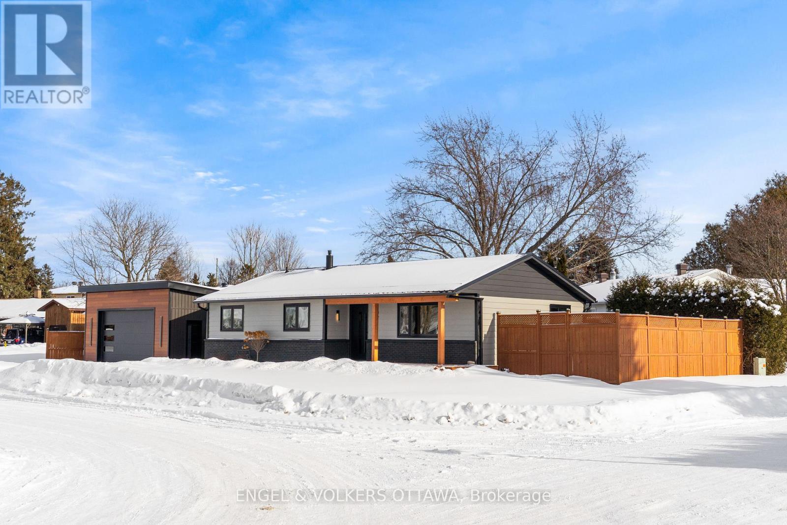 2 Davies Court, Ottawa, Ontario  K2L 1L6 - Photo 38 - X12721980