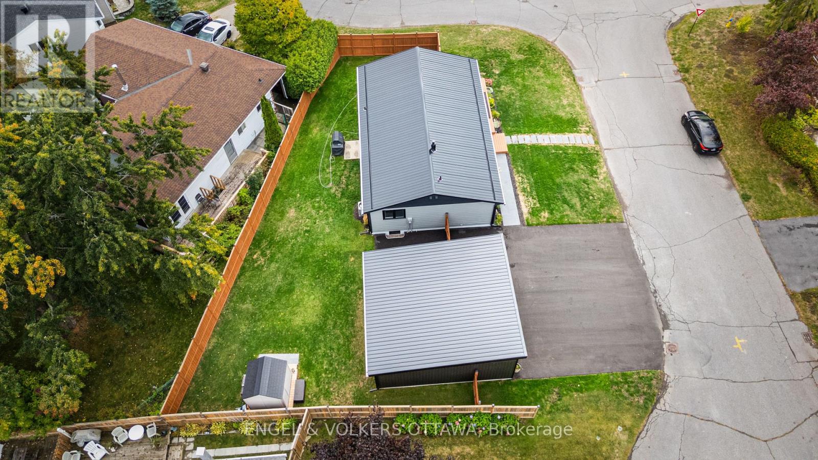 2 Davies Court, Ottawa, Ontario  K2L 1L6 - Photo 43 - X12721980
