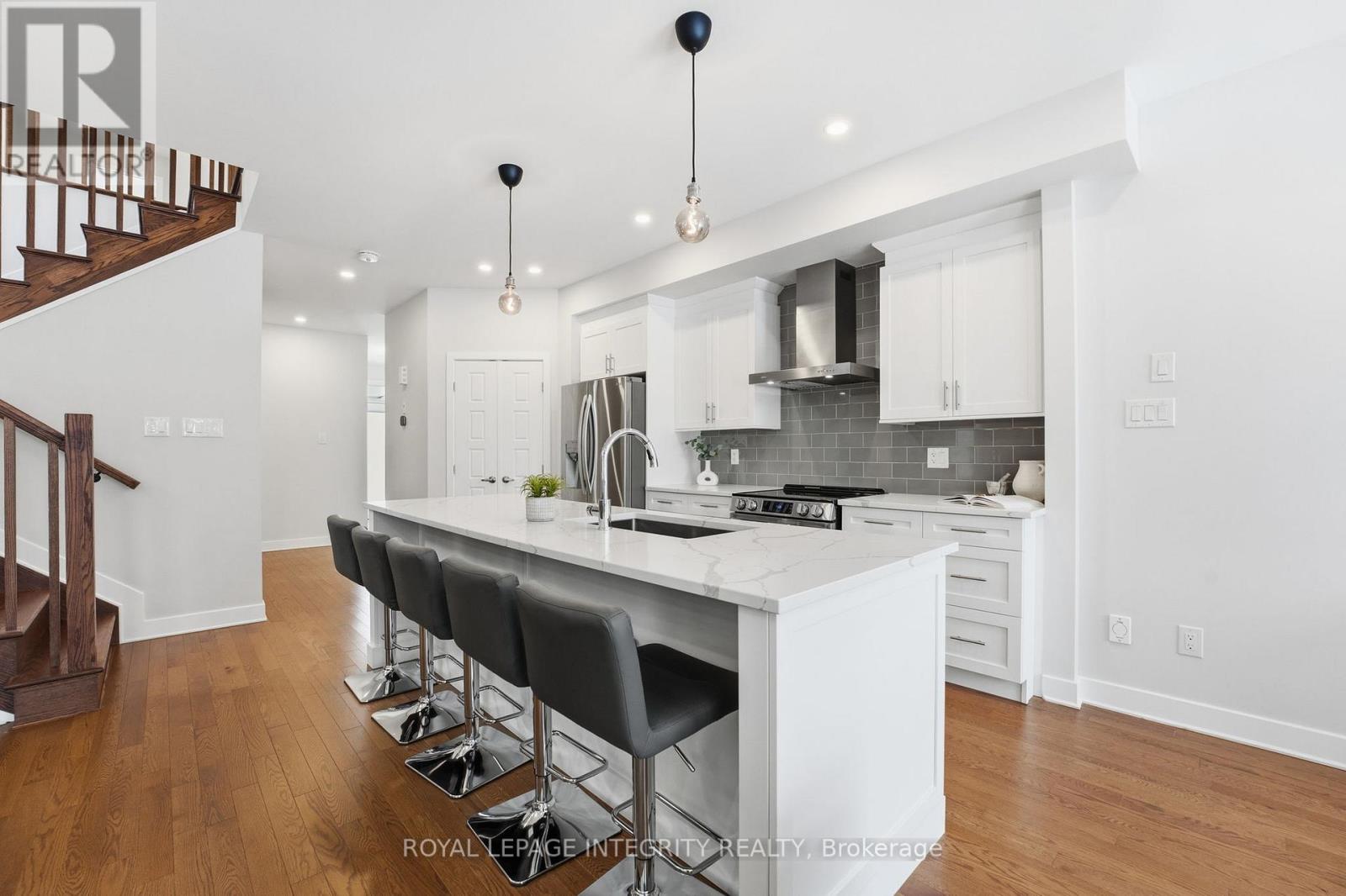 316 Whitham Crescent, North Grenville, Ontario  K0G 1J0 - Photo 12 - X12722004