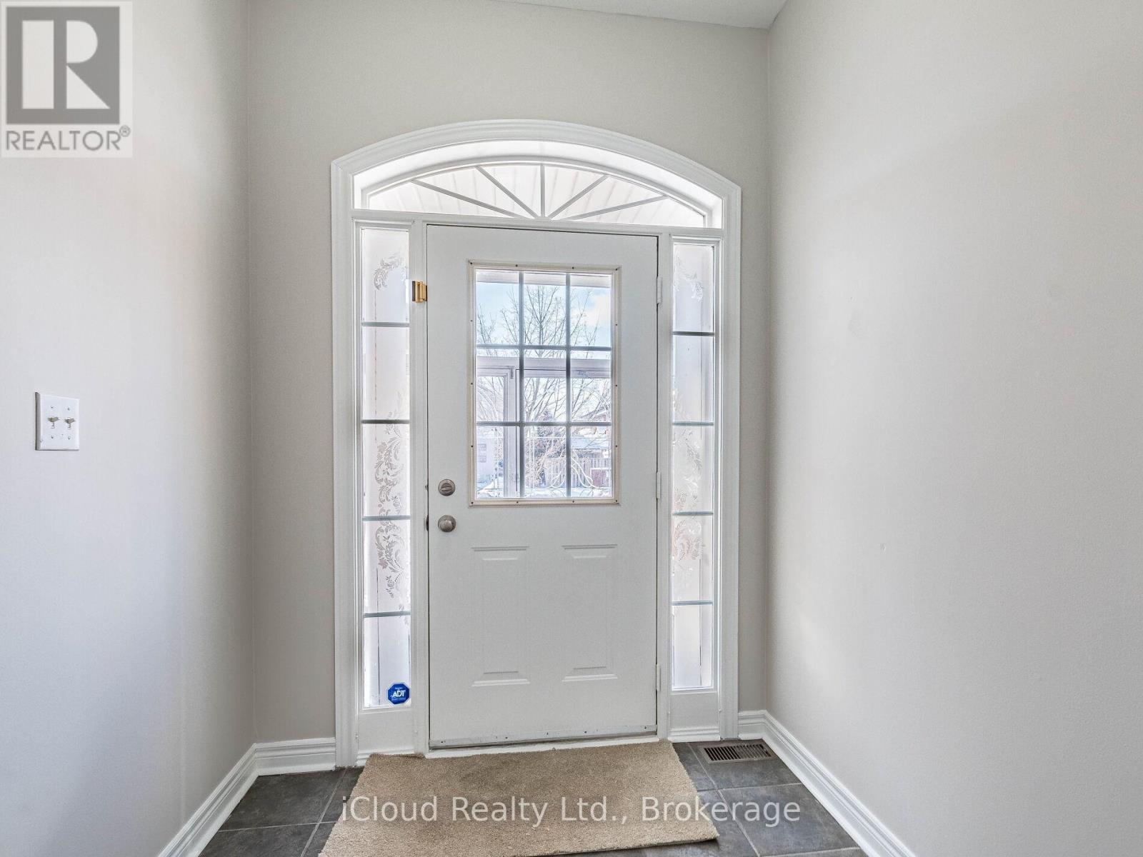 7333 Cork Tree Road, Mississauga, Ontario  L5N 8N9 - Photo 8 - W12647192