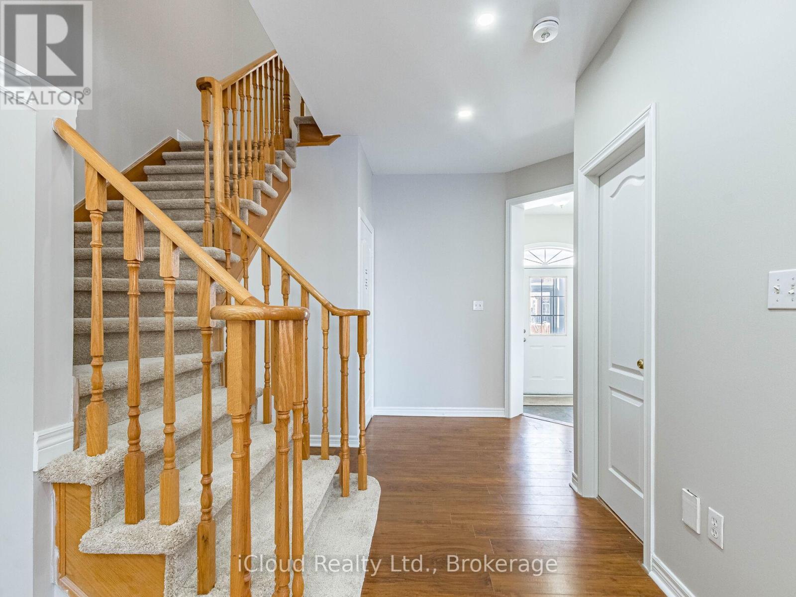 7333 Cork Tree Road, Mississauga, Ontario  L5N 8N9 - Photo 9 - W12647192