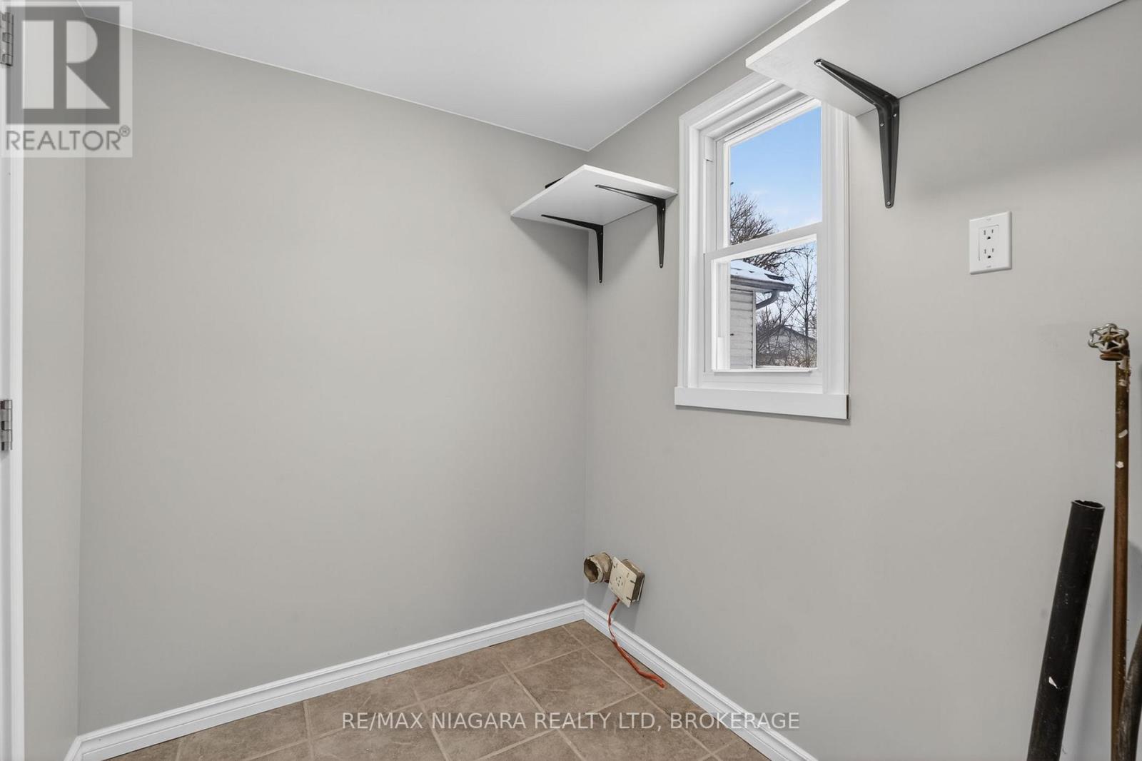 40 Longtent Avenue, Fort Erie, Ontario  L2A 1E3 - Photo 19 - X12721876