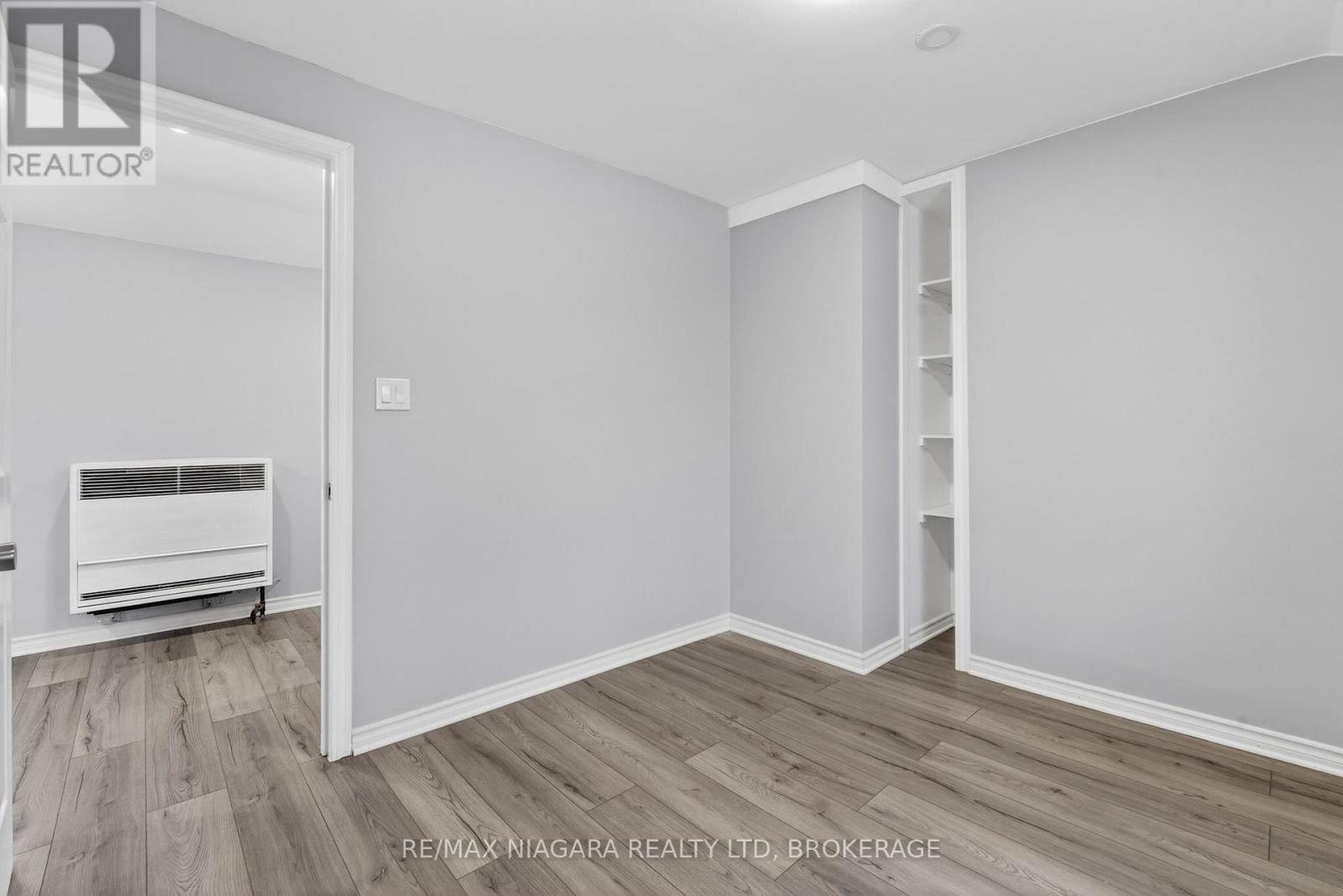 40 Longtent Avenue, Fort Erie, Ontario  L2A 1E3 - Photo 8 - X12721876