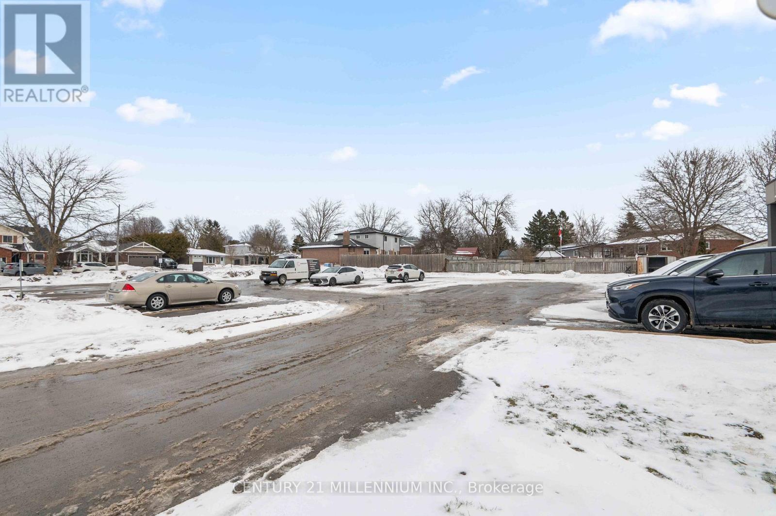 207 - 111 Main Street N, East Luther Grand Valley, Ontario  L9W 6E3 - Photo 32 - X12701114