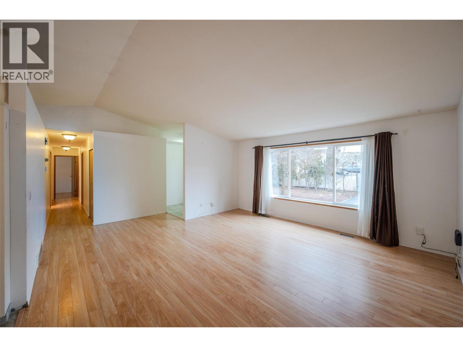 1334 Main Street, Okanagan Falls, British Columbia  V0H 1R4 - Photo 13 - 10373398