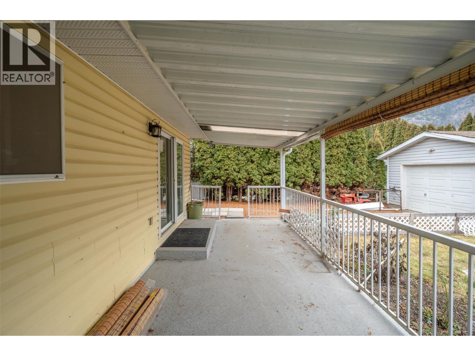 1334 Main Street, Okanagan Falls, British Columbia  V0H 1R4 - Photo 25 - 10373398