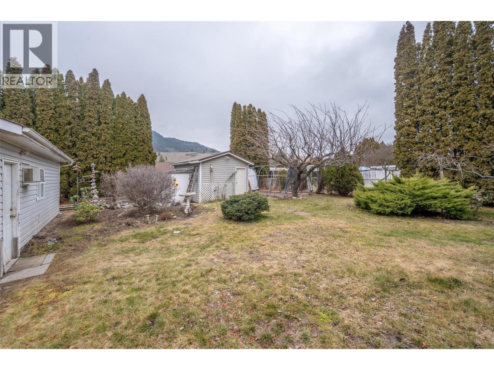 1334 Main Street, Okanagan Falls, British Columbia  V0H 1R4 - Photo 34 - 10373398
