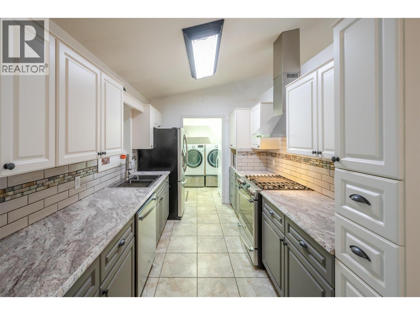 1334 Main Street, Okanagan Falls, British Columbia  V0H 1R4 - Photo 5 - 10373398