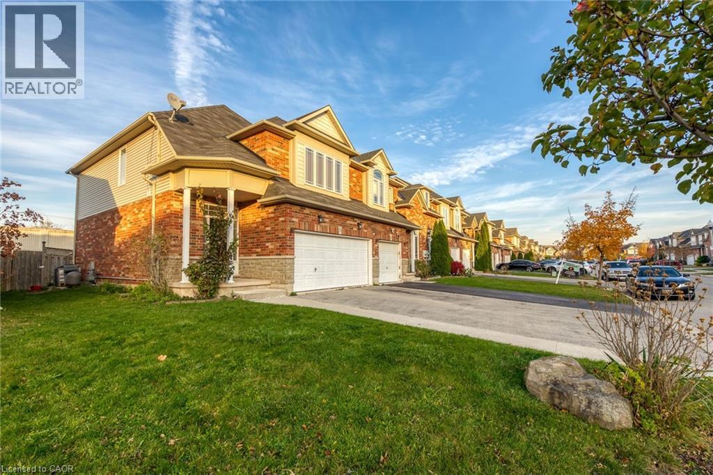 150 Benziger Lane, Stoney Creek, Ontario  L8E 6G6 - Photo 2 - 40800316