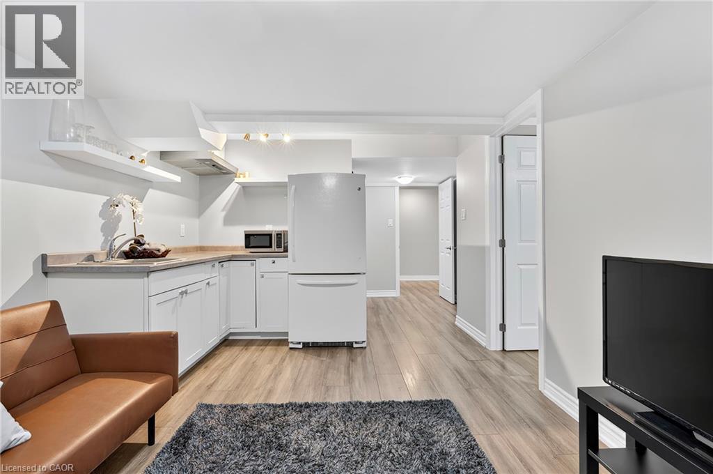 70 Cannes Street, Kitchener, Ontario  N2R 1V2 - Photo 32 - 40799750