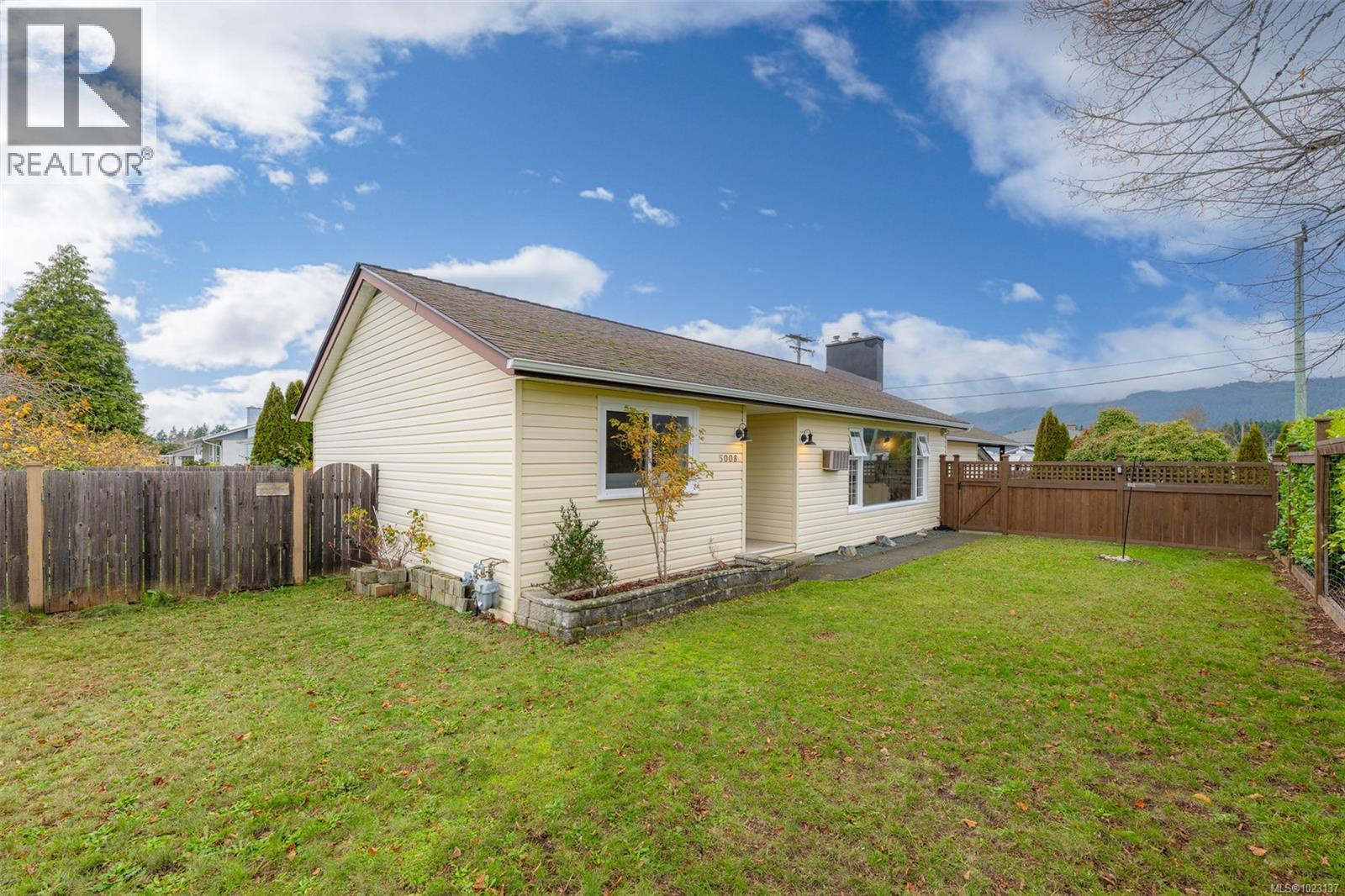 5008 Tebo Ave, Port Alberni, British Columbia