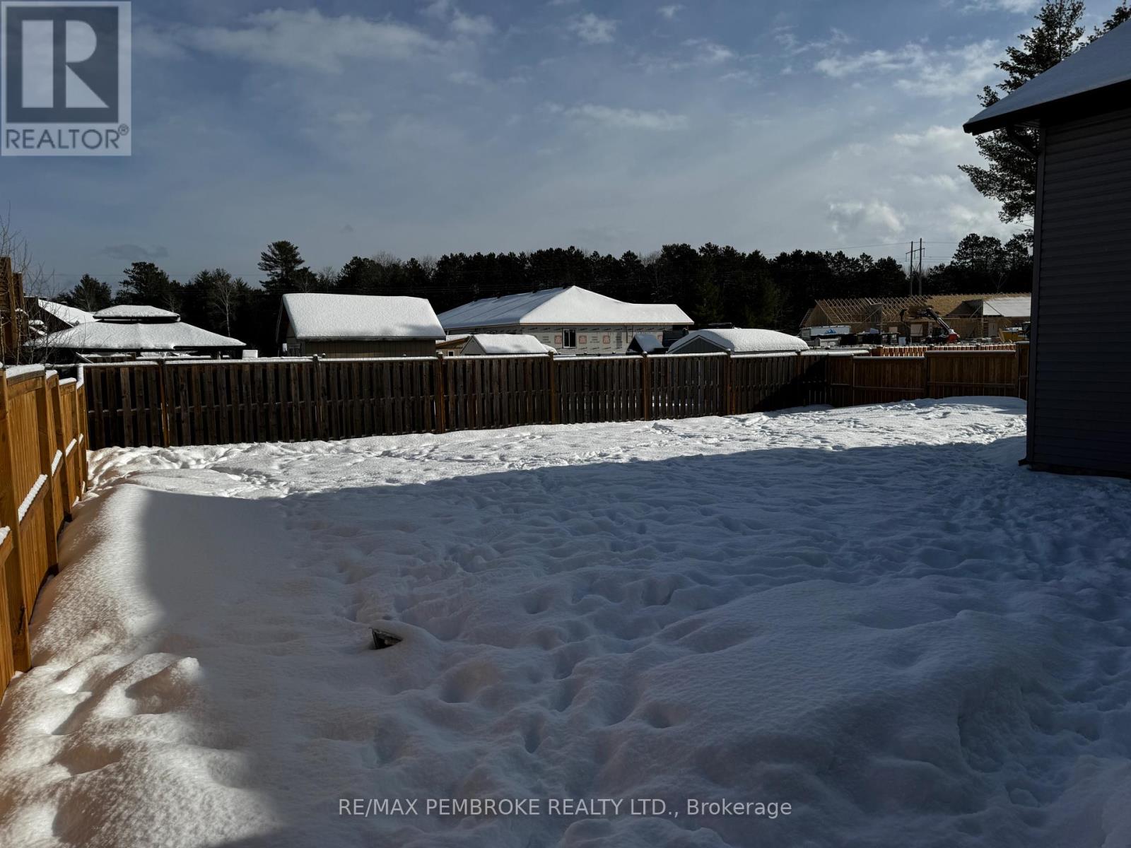 117 Chad Street, Petawawa, Ontario K8H 0G9 - Photo 20 - X12721946