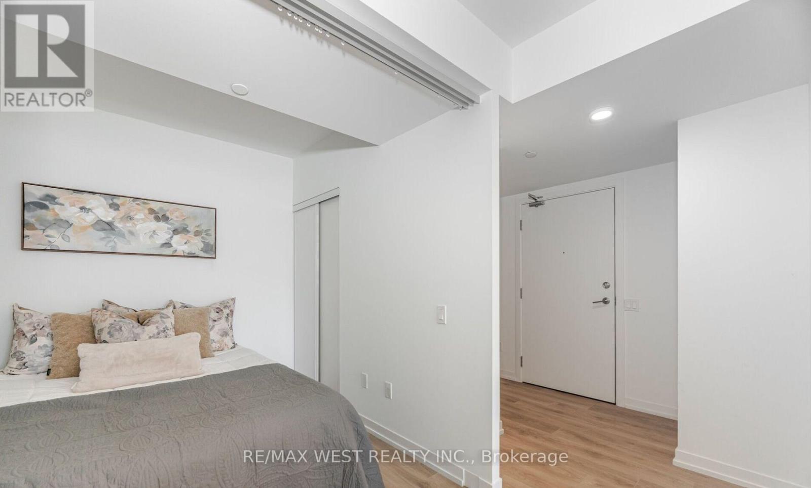 909 - 82 Dalhousie Street, Toronto, Ontario  M5B 0C5 - Photo 18 - C12721848