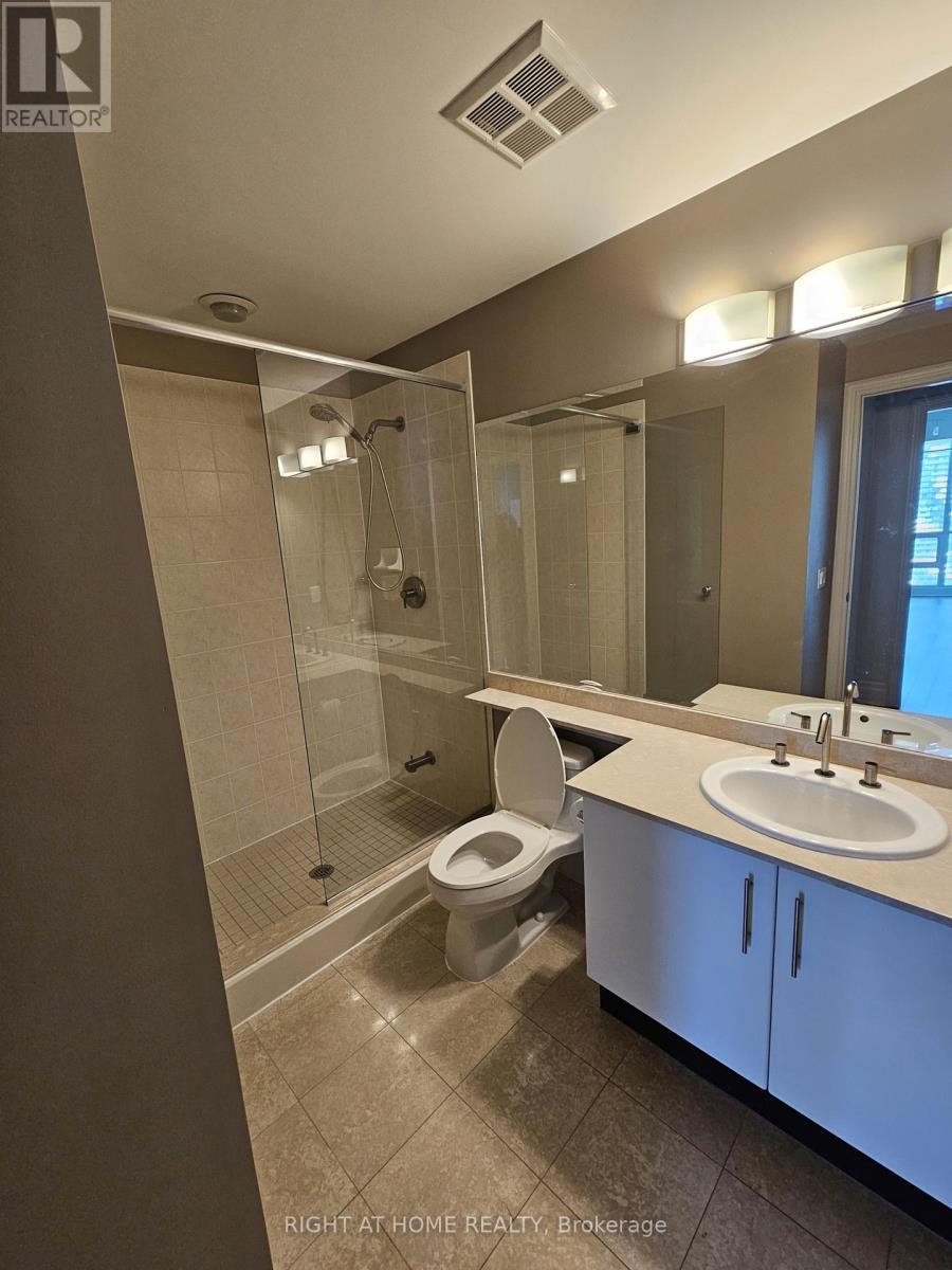 Ph 4004 - 16 Yonge Street, Toronto, Ontario  M5E 2A1 - Photo 18 - C12721906