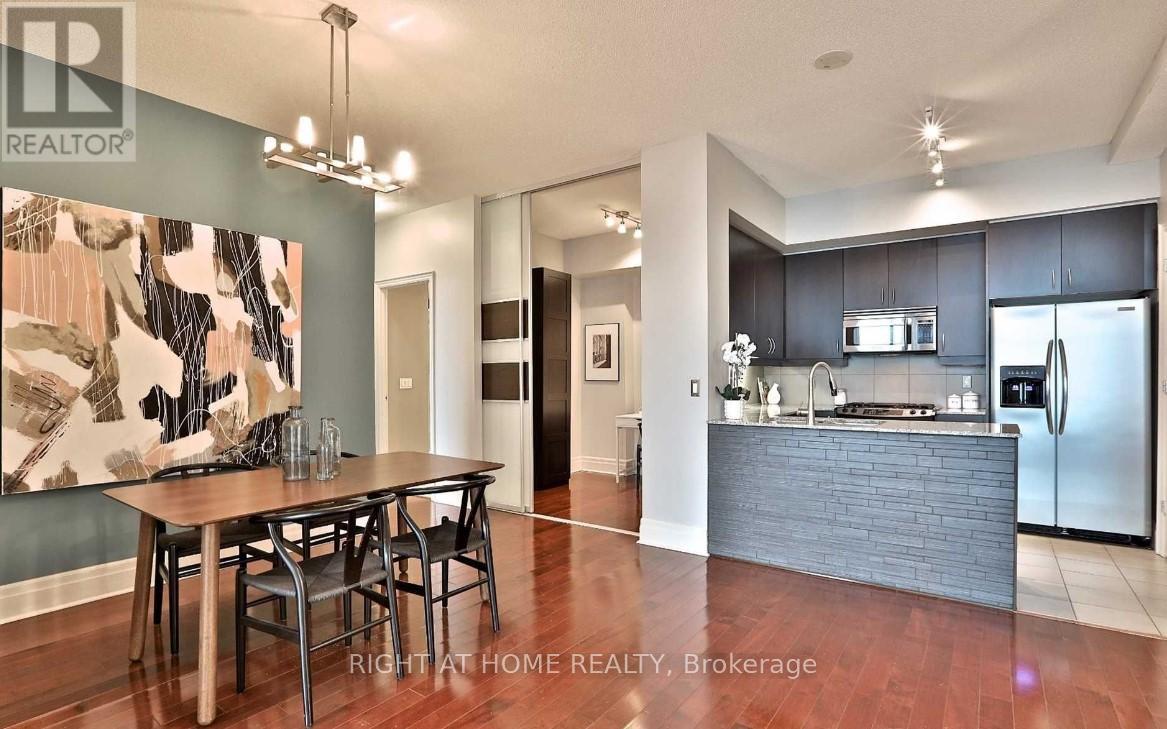 Ph 4004 - 16 Yonge Street, Toronto, Ontario  M5E 2A1 - Photo 7 - C12721906