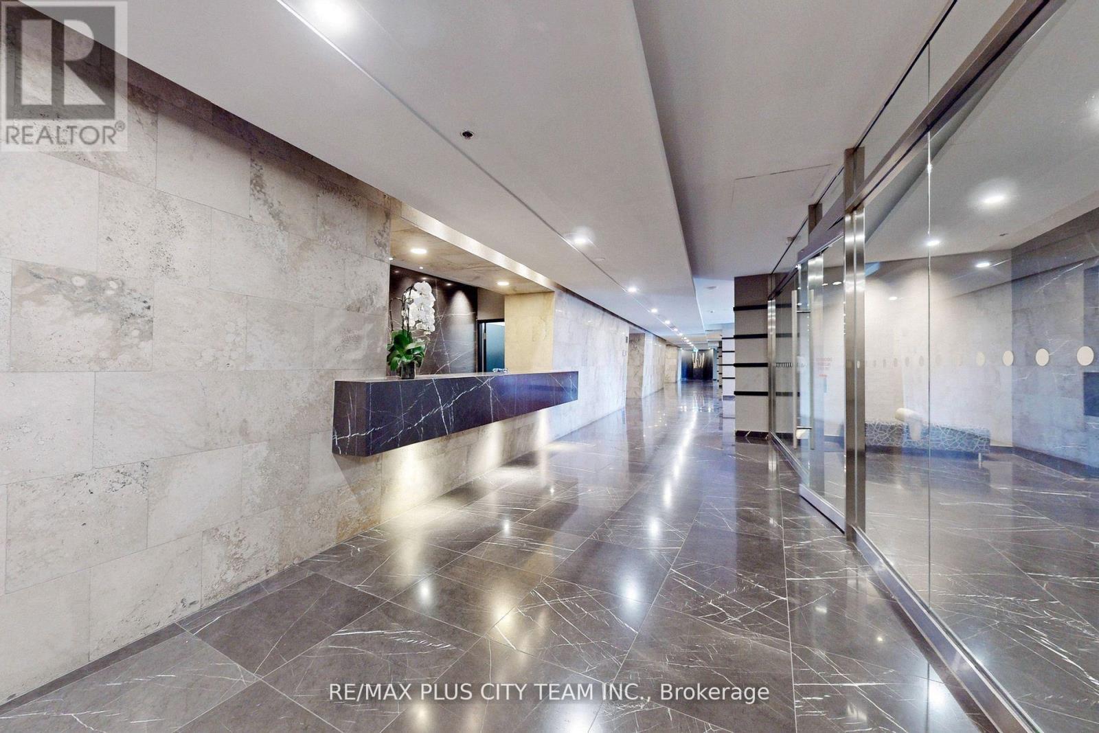 2515 - 8 Park Road, Toronto, Ontario  M4W 3S5 - Photo 13 - C12721994