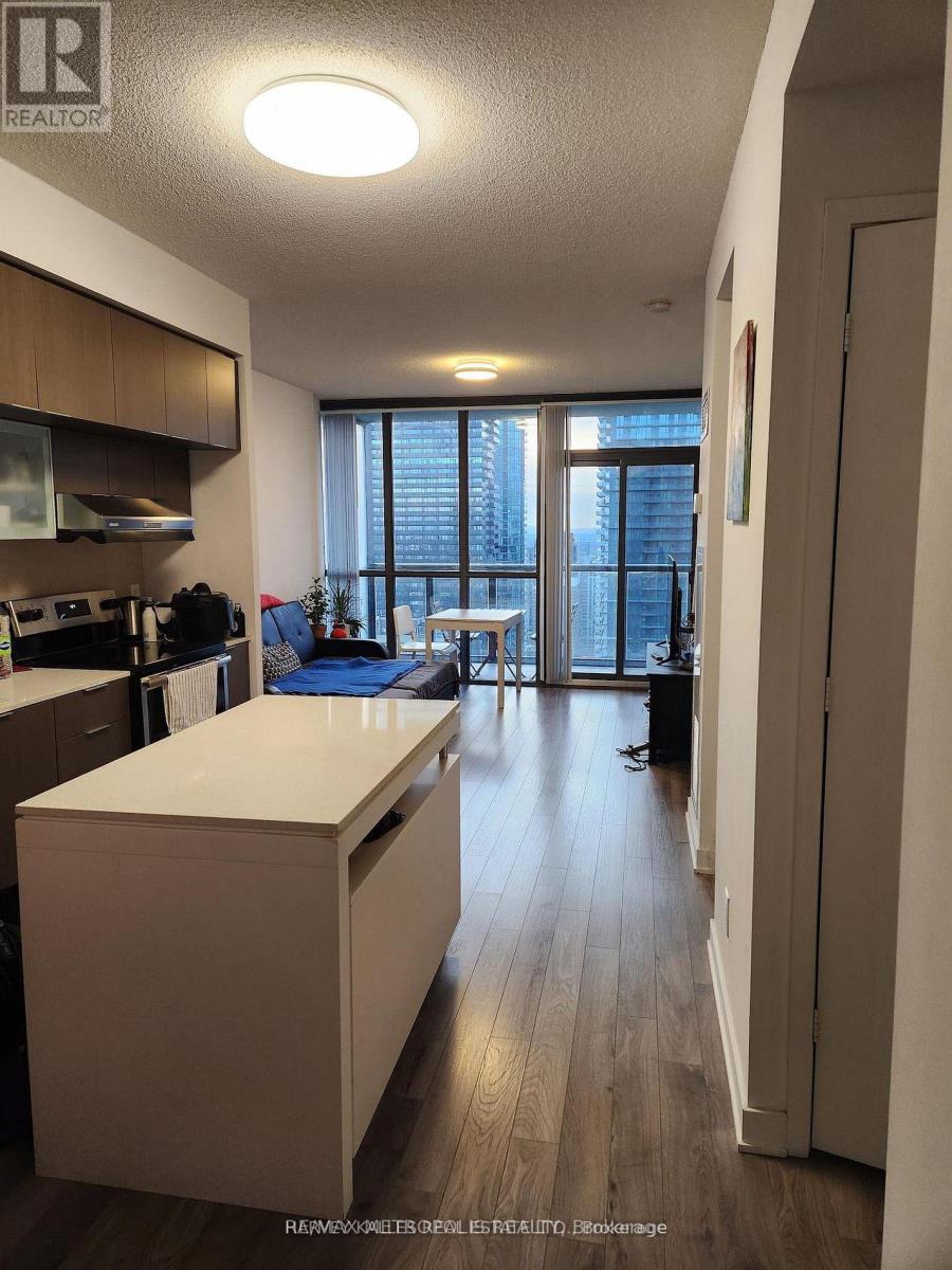 3405 - 110 Charles Street E, Toronto, Ontario  M5Y 1T4 - Photo 2 - C12721996