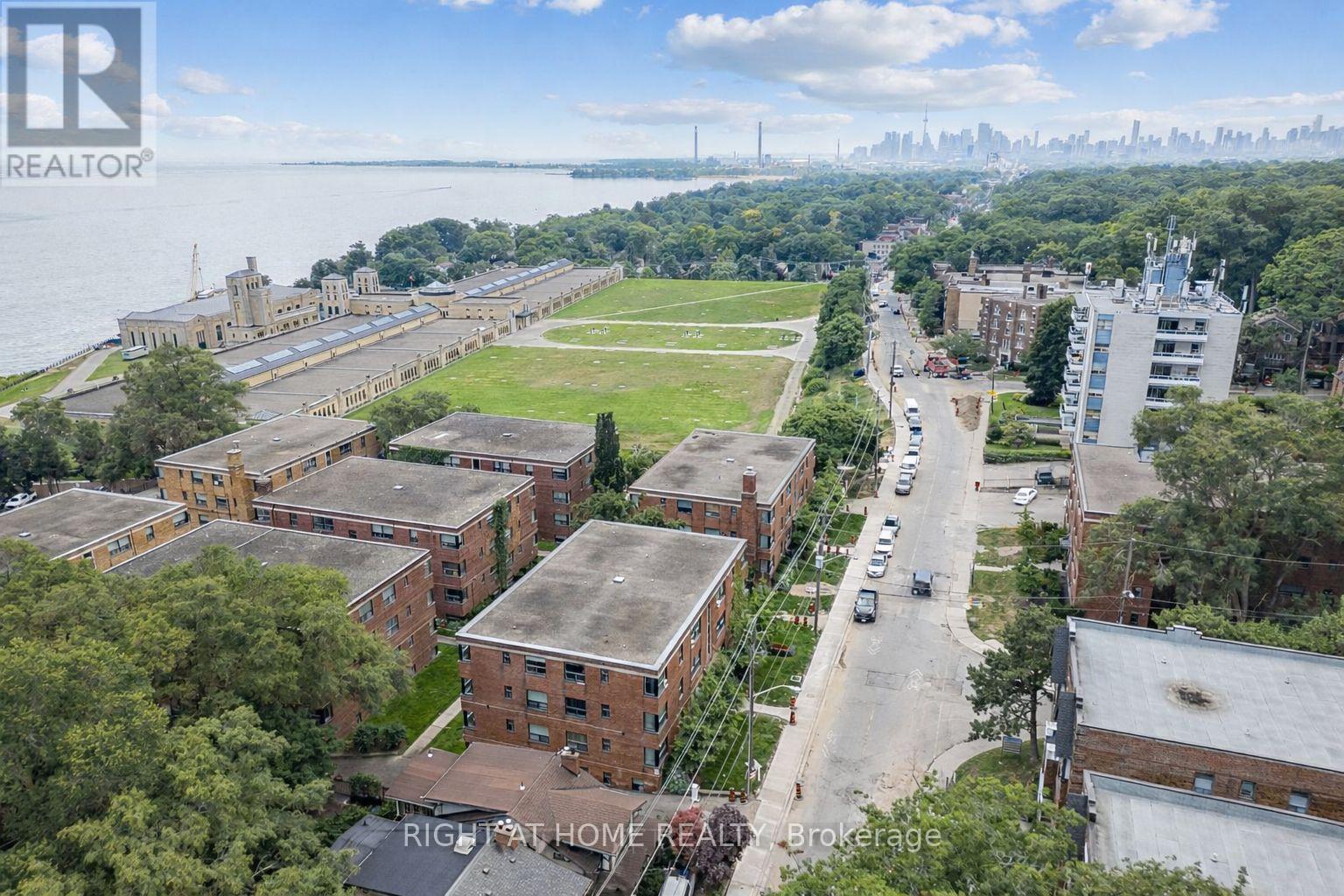 F12 - 3015 QUEEN STREET, Toronto, Ontario