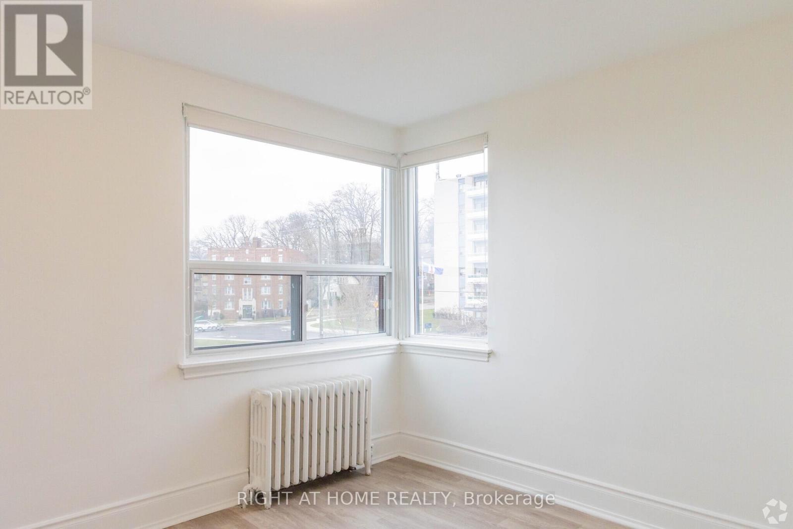 F12 - 3015 Queen Street, Toronto, Ontario  M1N 1A5 - Photo 11 - E12722022