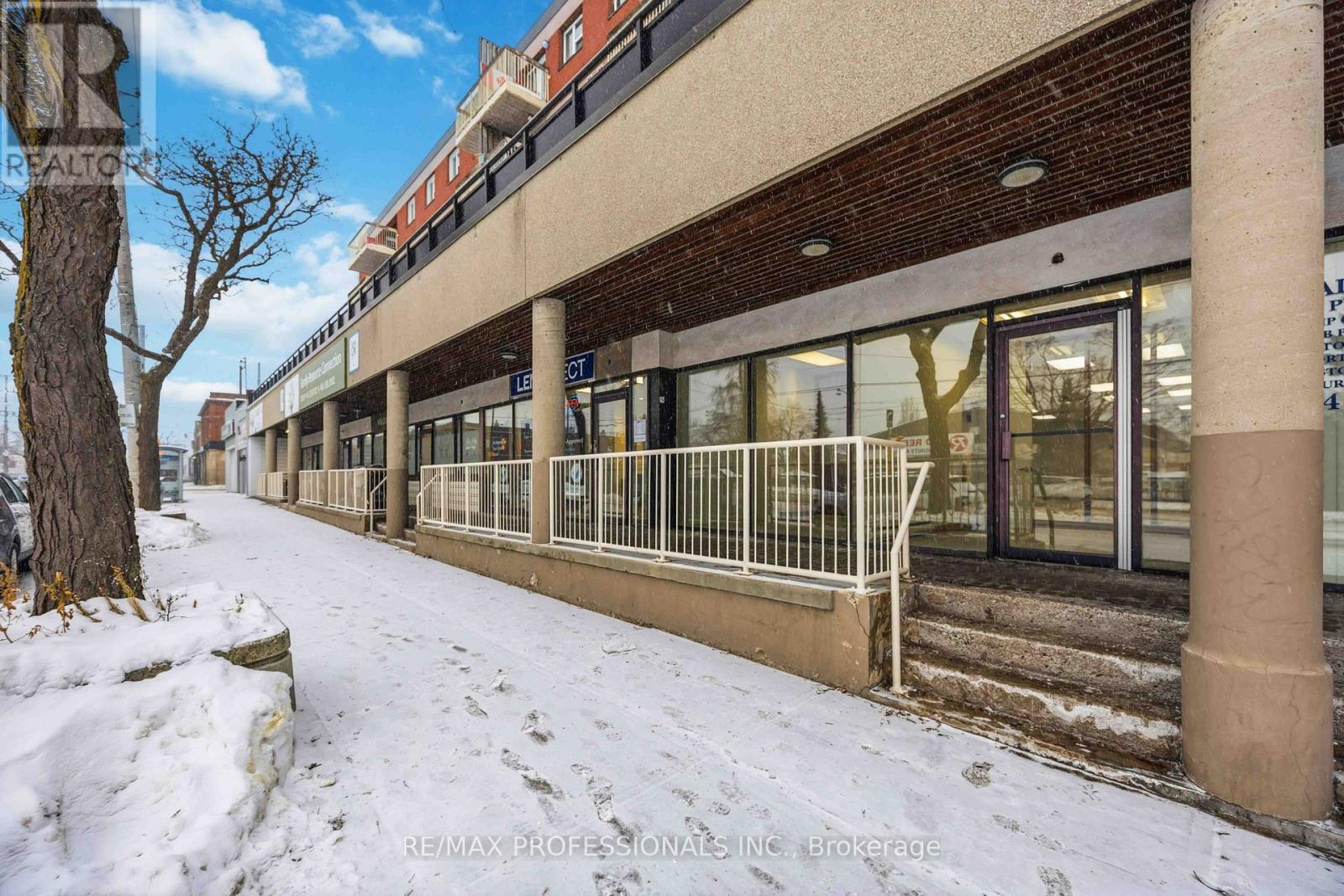 190 MAIN STREET, Toronto, Ontario