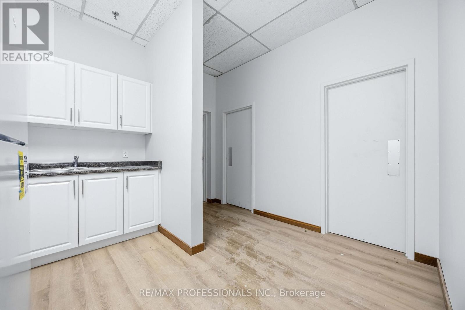 190 Main Street, Toronto, Ontario  M4E 2W1 - Photo 17 - E12722030