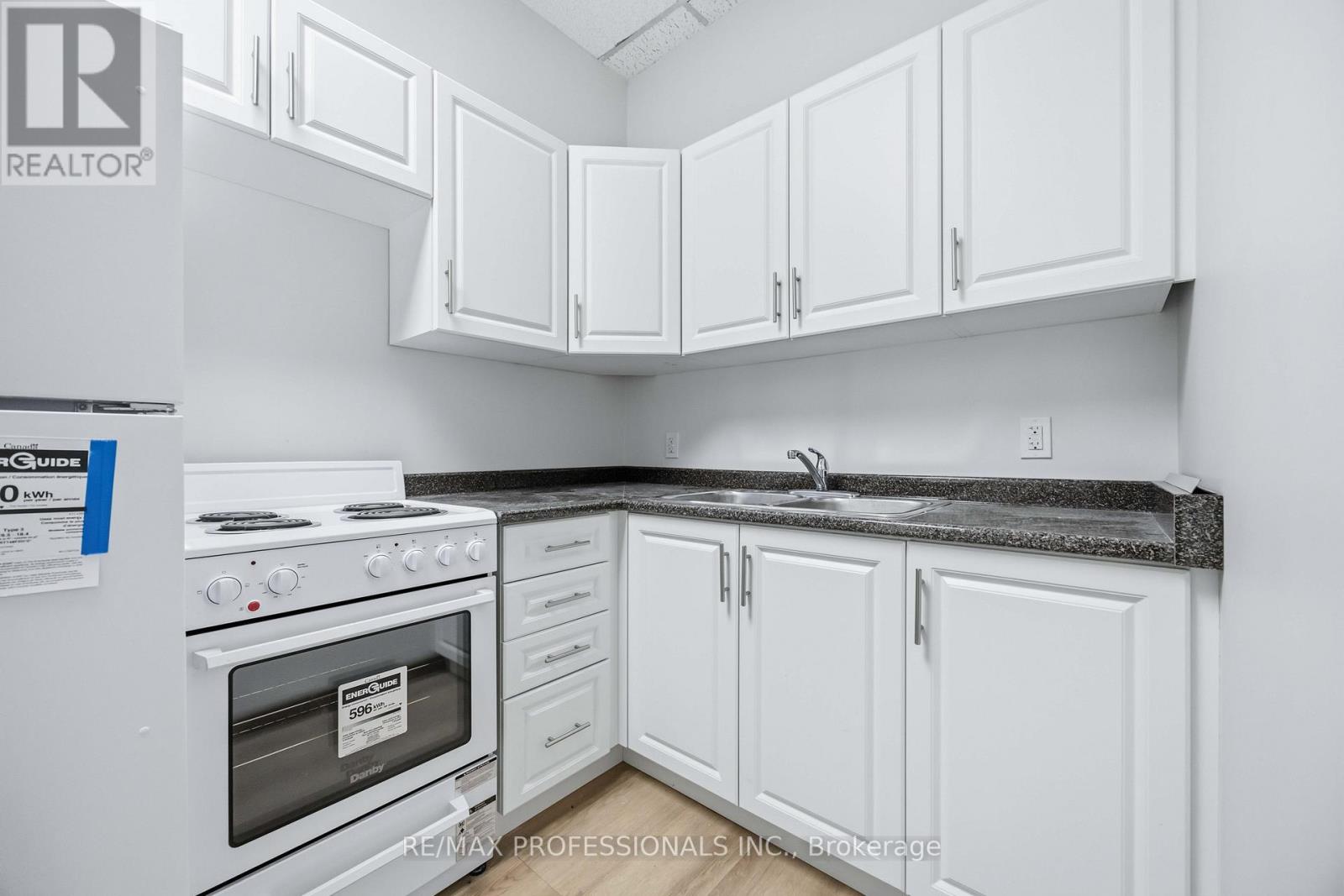 190 Main Street, Toronto, Ontario  M4E 2W1 - Photo 19 - E12722030