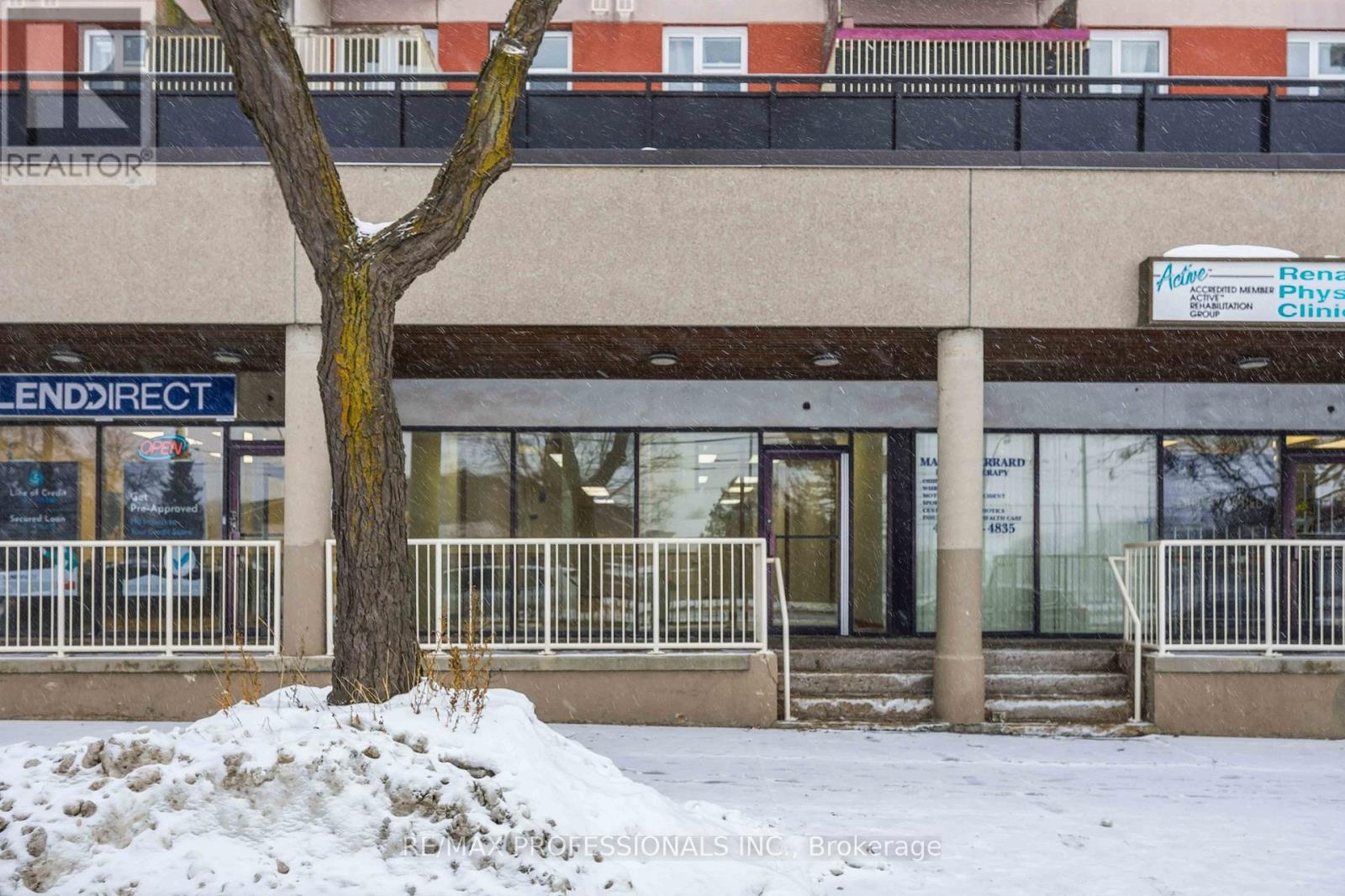 190 Main Street, Toronto, Ontario  M4E 2W1 - Photo 2 - E12722030